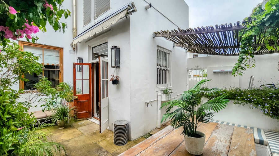 3 Bedroom Property for Sale in Tamboerskloof Western Cape